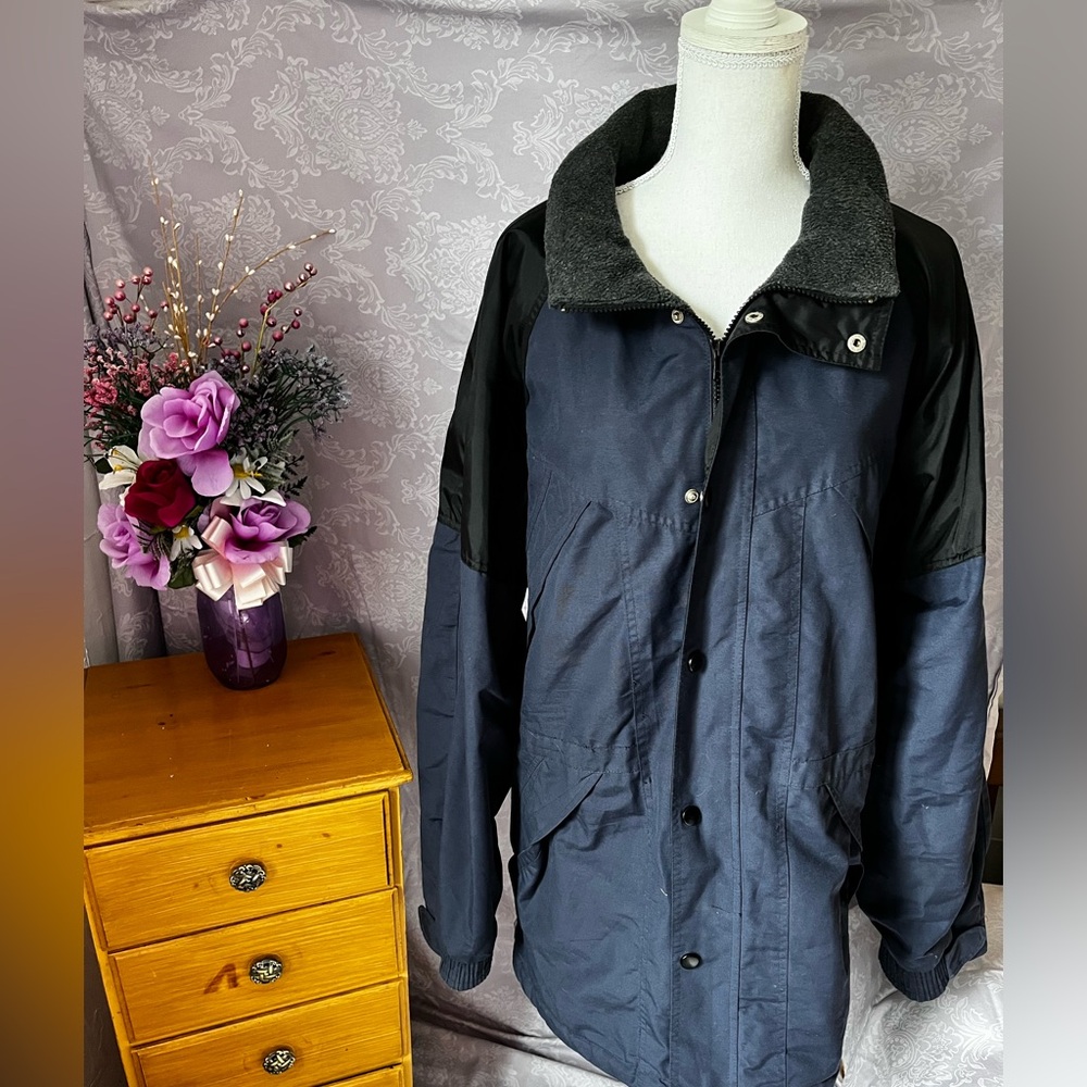 Men’s heavenly co for men size medium
Still has tall on it